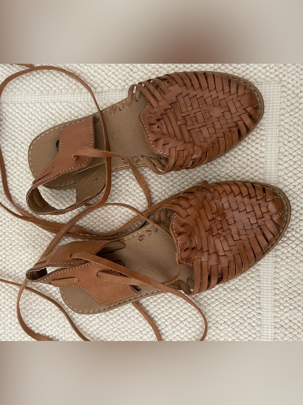 Women's Brown Leather Huarache Lace-Up Closed-Toe Sandals